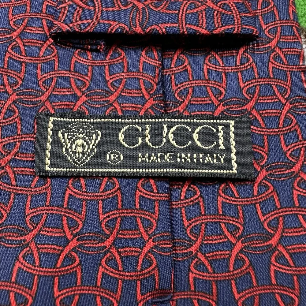 GUCCI VTG Blue Red Geometric Pure Silk AOP Tie‎ 3.75 Inch Width